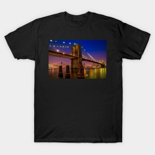 Brooklyn Bridge at night T-Shirt